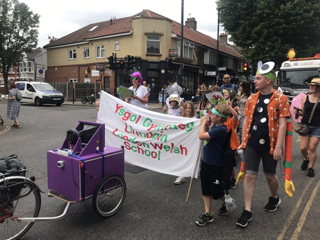 London Welsh School at Hanwell Carnival