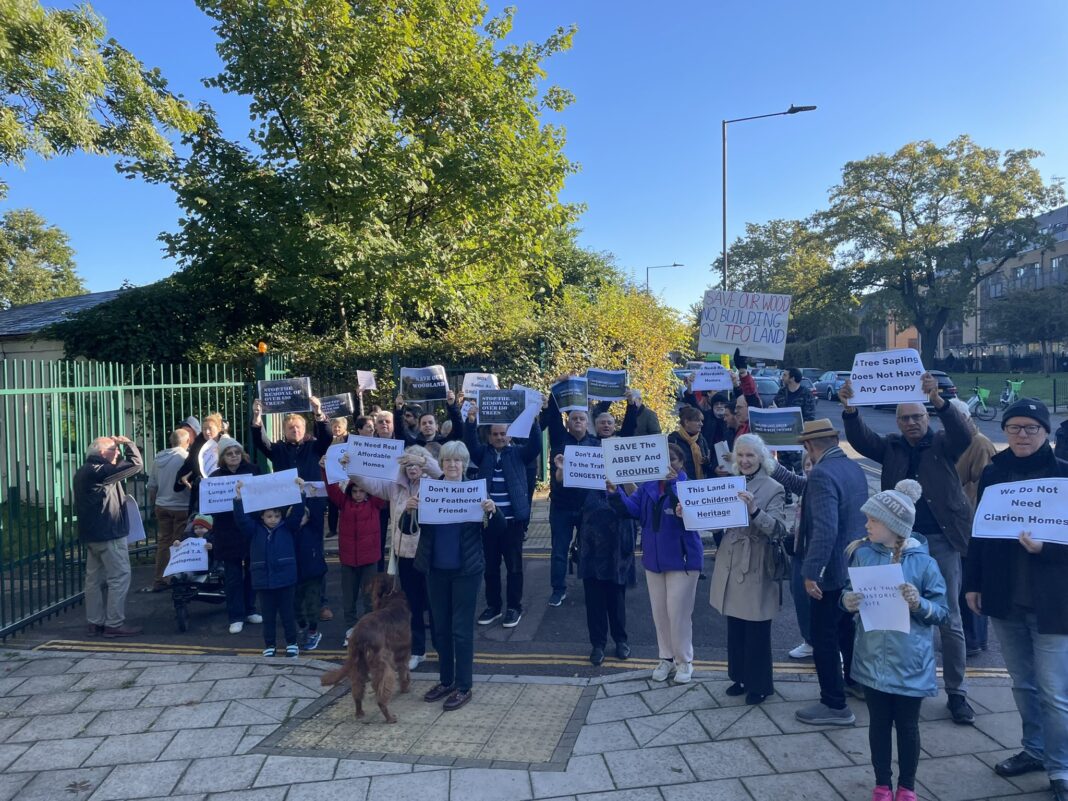 Protesters say no to Clarion to redevelop Twyford Abbey
