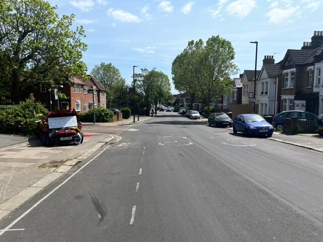 Residents want Greenford Ave speed limit enforced. Photo: EALING.NEWS