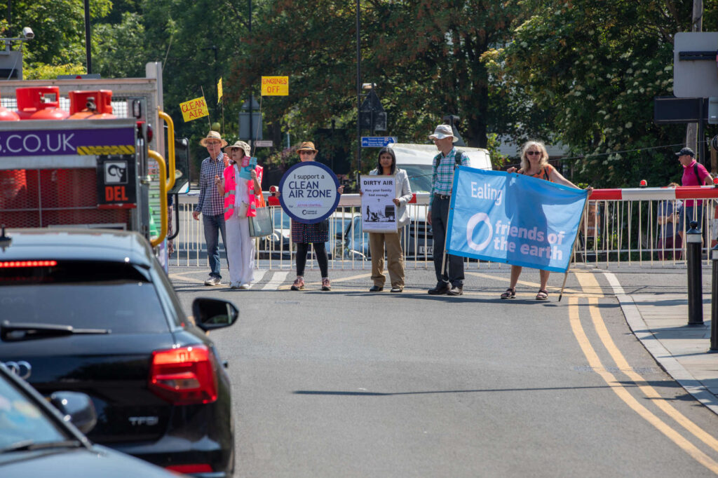 Reminding drivers not to idle at Acton Central level crossing