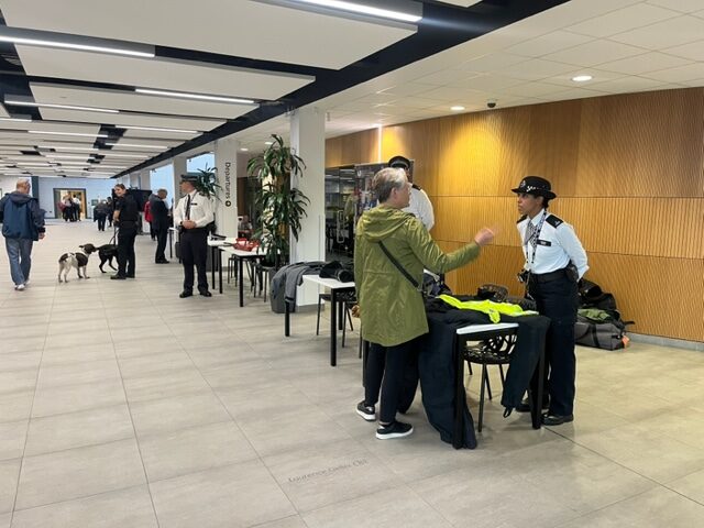 Met Police meet Ealing residents