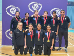 Ealing Borough's Girls U13 cricket team win London Youth Games Girls U13 Finals.